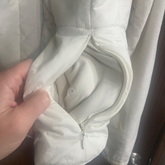 Lululemon St Moritz Jacket Polar Cream size 6 - Picture 4 of 7